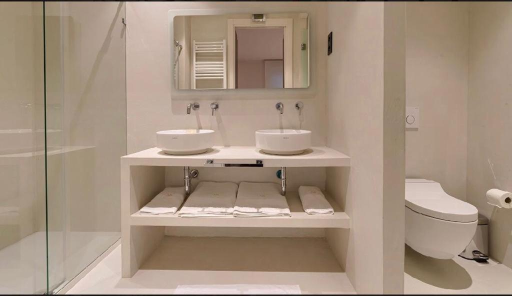 Abando Suites By Next Stop Bilbao Exteriör bild